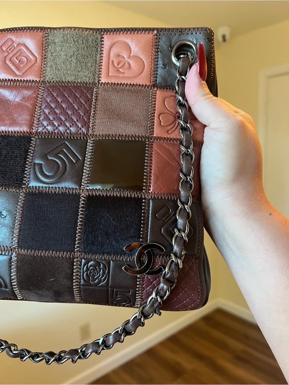 CHANEL Brown & Black Patchwork Leather Shoulder Bag - Picture 10 of 14